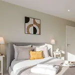 Bright Beachside Flat With Terrace By Hostwise * 마토지뉴스