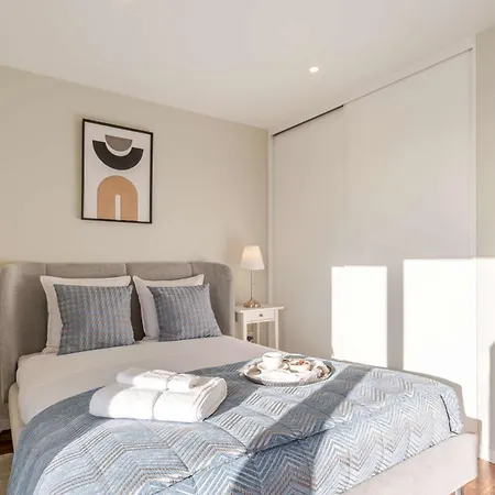 Bright Beachside Flat With Terrace By Hostwise Apartament *