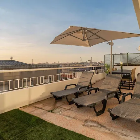 아파트 Bright Beachside Flat With Terrace By Hostwise 마토지뉴스